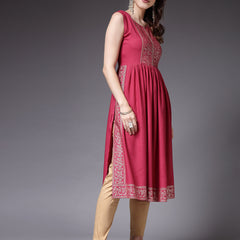 Stylum Women's Solid Rayon Naira Cut Kurta (ROSEGOOFI)