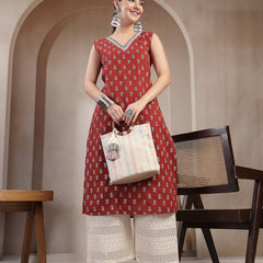 Stylum Women's Rust Buti Printed Cotton Straight Kurta (RUSTNODI)