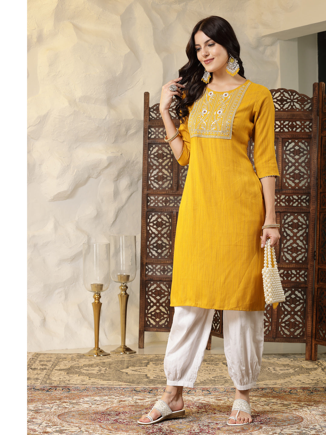 Stylum Women's Solid & Embroidered Cotton Blend Straight Kurta (SANDRA)