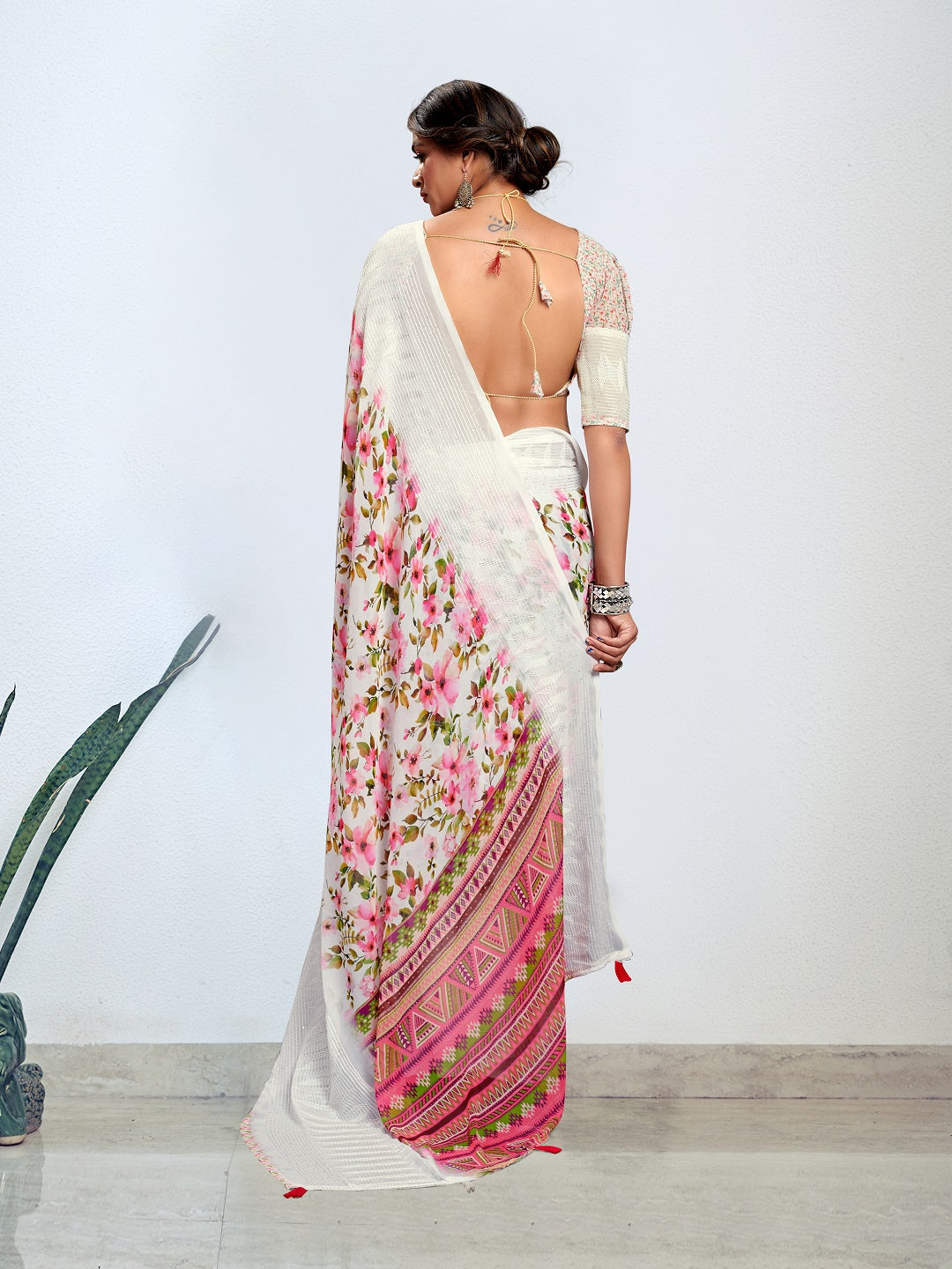 Stylum Women's White Digital Printed Embroidered Border Pestal Saree (SRALBELIWHITE)