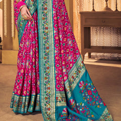 Stylum Women's Magenta Ikat Motifs Print With Foil Border Saree (SRANMOLMAGENTA)