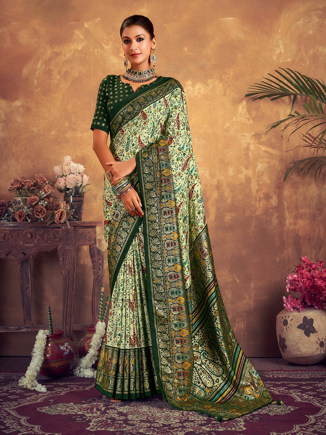 Stylum Women's Green Paisley Printed Zari Border Dola Silk Saree (SREKTARAGREEN)