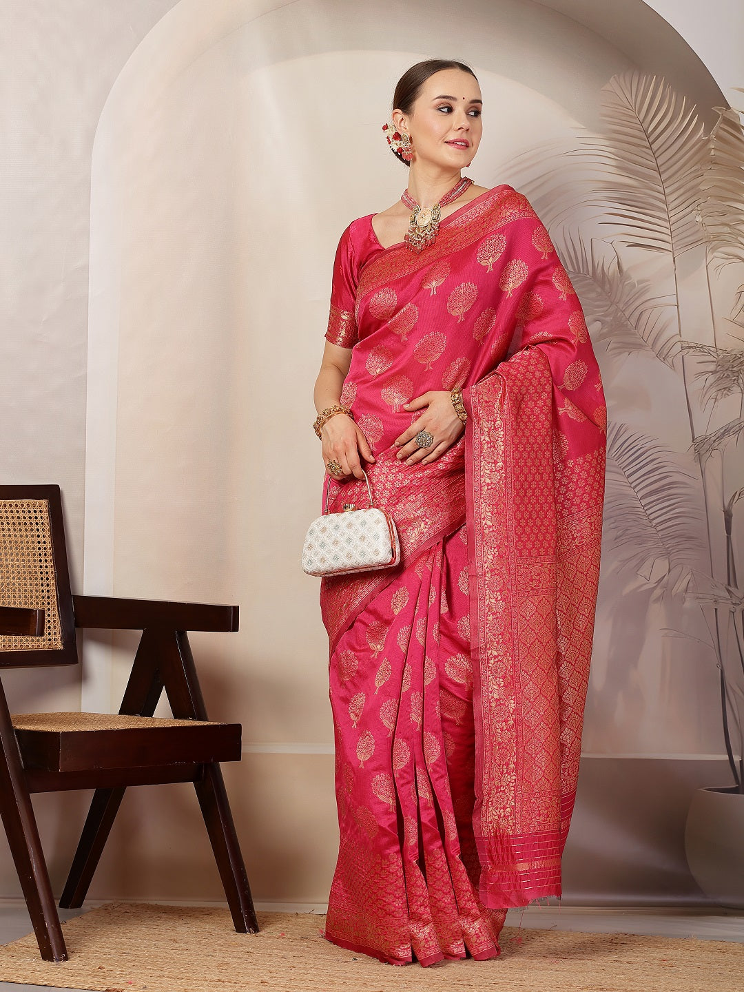 Stylum Women's Pink Ethnic Motifs Banarsi Woven Zari Silk Saree (SRPINKBOOTA)