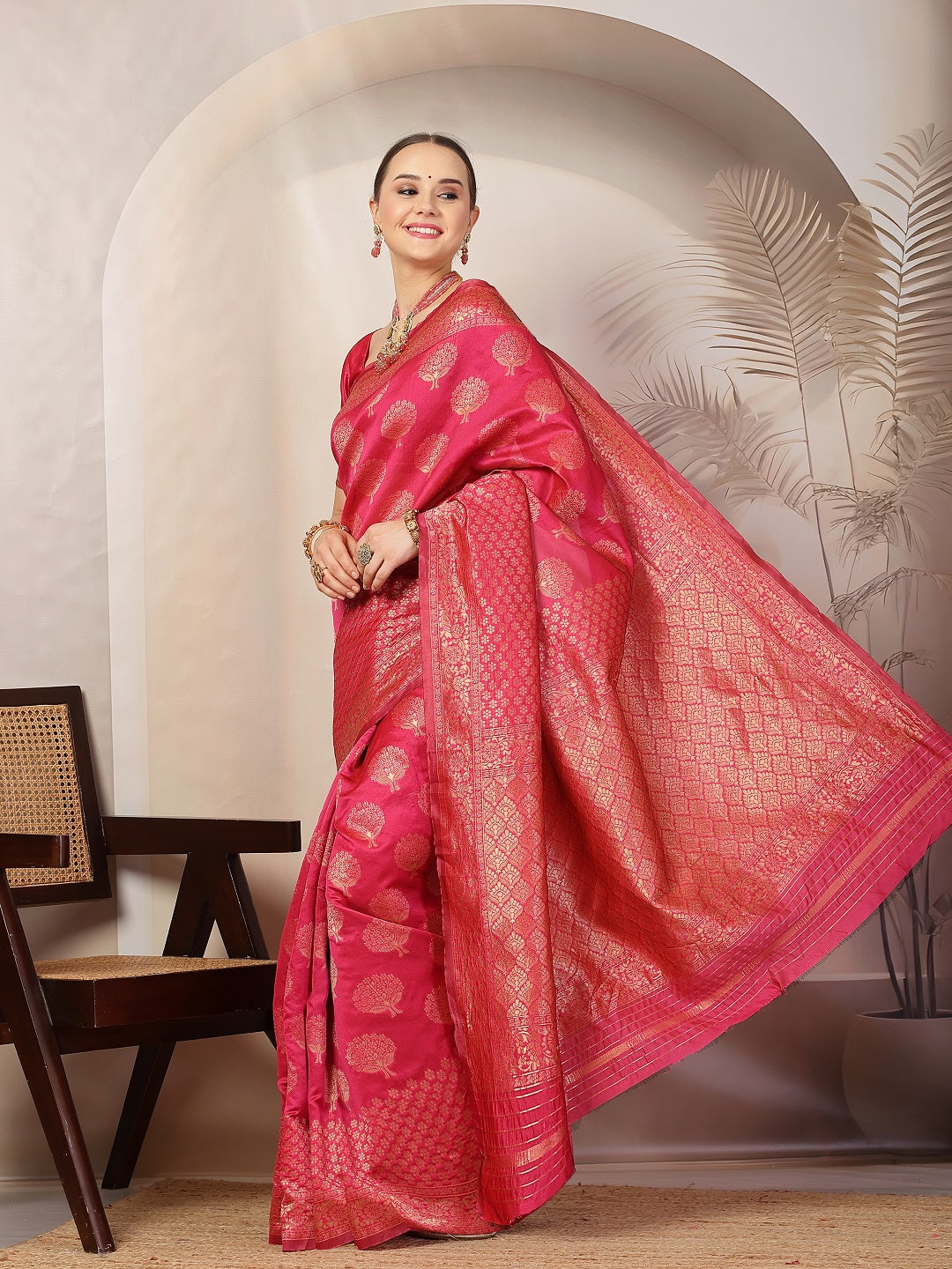 Stylum Women's Pink Ethnic Motifs Banarsi Woven Zari Silk Saree (SRPINKBOOTA)