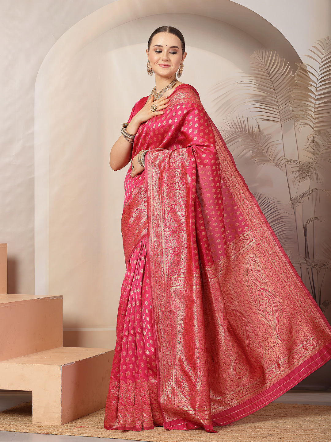 Stylum Women's Pink Ethnic Motifs Banarsi Woven Zari Silk Saree (SRPINKWONDER)