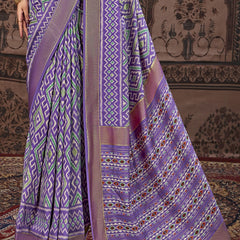 Stylum Women's Geometric Printed Zari Border Silk Saree (SRSCROSSLAVENDER)