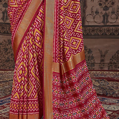 Stylum Women's Geometric Printed Zari Border Silk Saree (SRSCROSSMAROON)