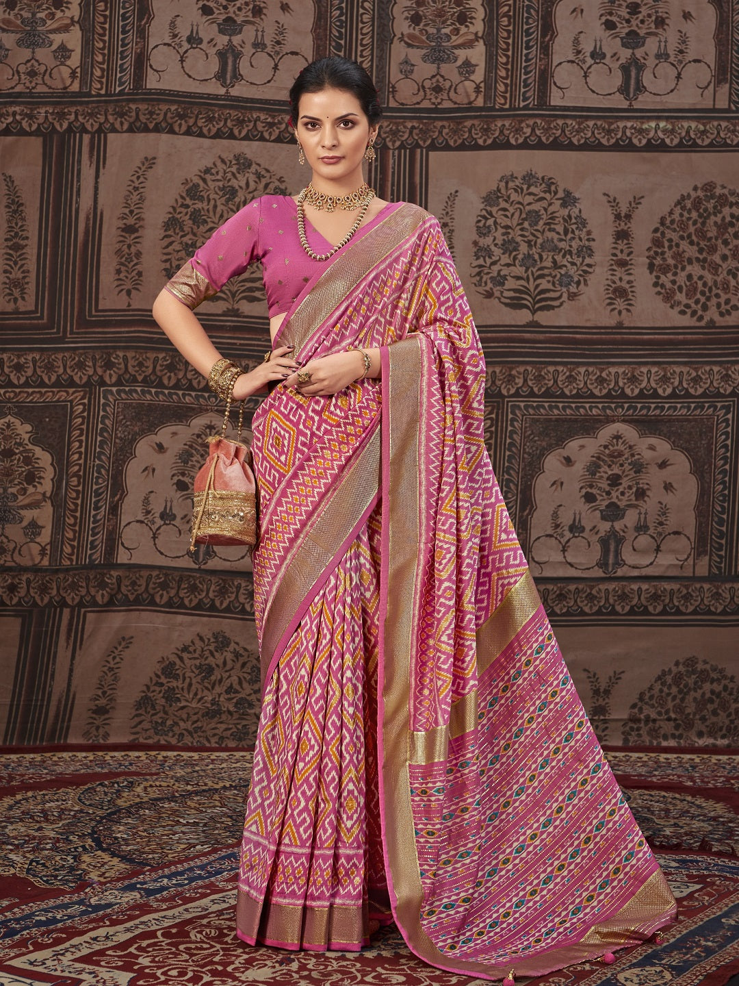 Stylum Women's Geometric Printed Zari Border Silk Saree (SRSCROSSPINK)