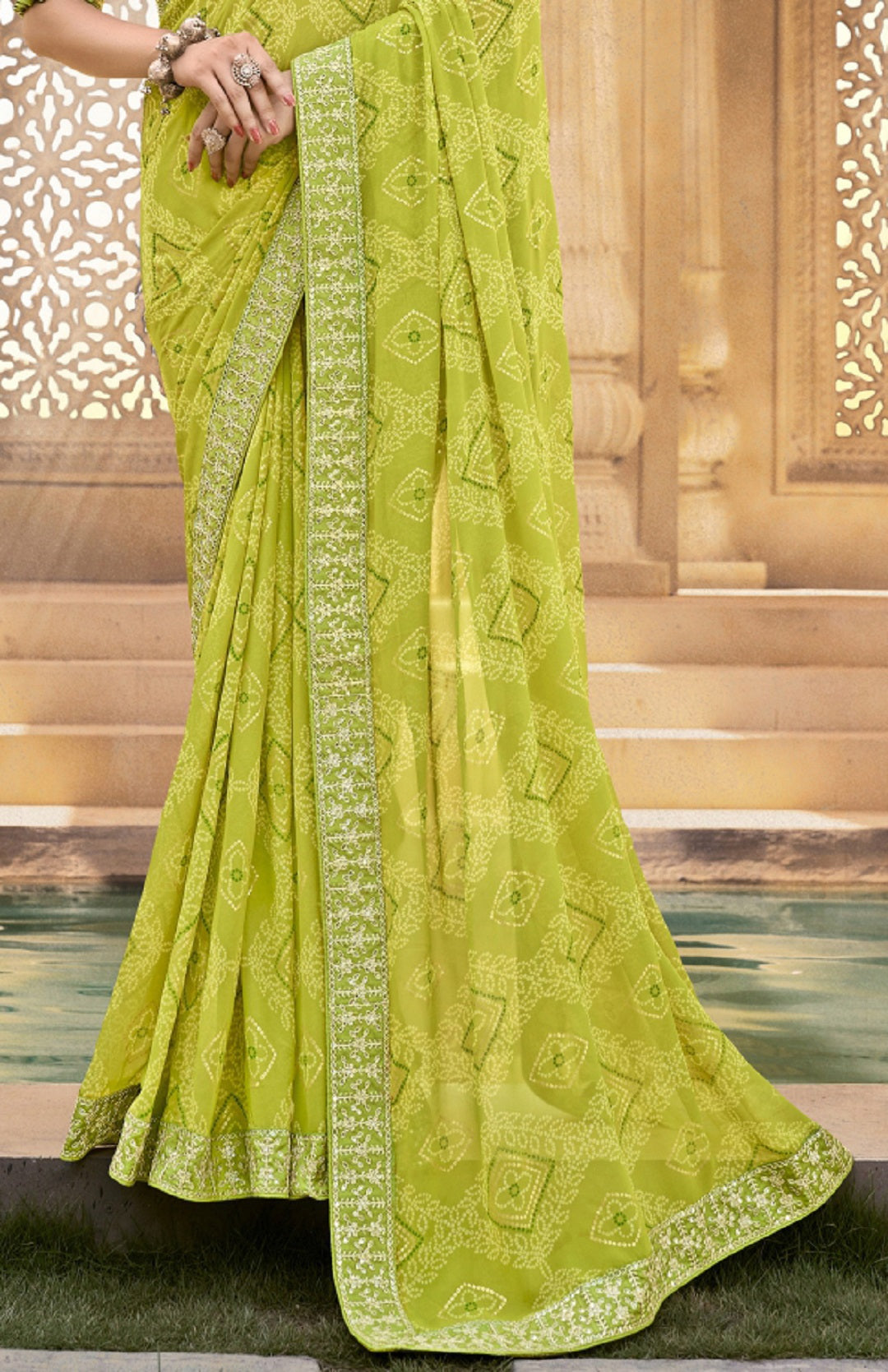 Stylum Women's Green Bhandej Printed Georgette Saree (SRSUBHARAMBHMEHANDI)