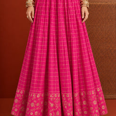 Stylum Women's Pink Gold Printed Rayon Vest Top Skirt With Dupatta Co-Ords Set (STDPINKRANGAT)