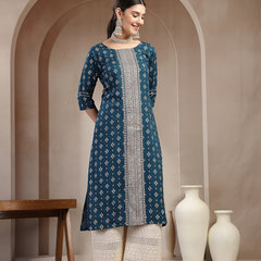 Stylum Women's Teal Solid Embroidered Rayon Straight Kurta (TEALKIMCHI)