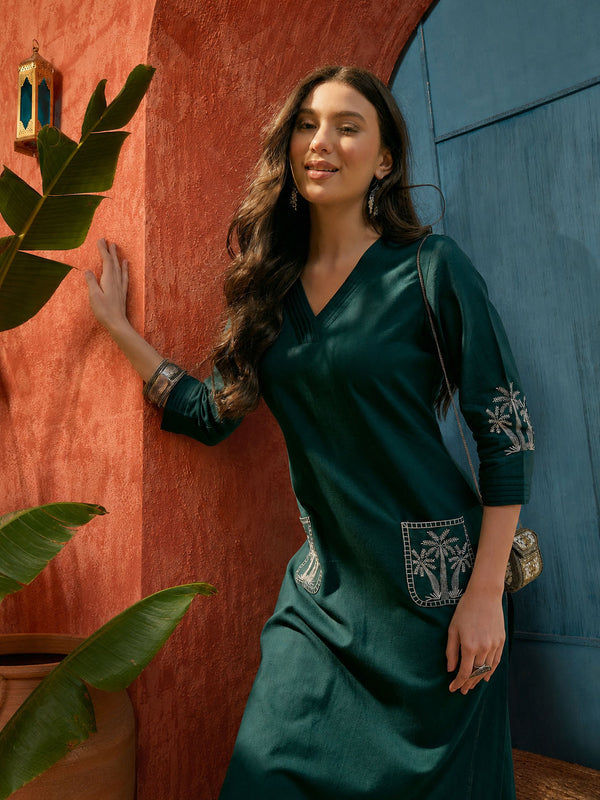 Stylum Women's Teal Solid & Embroidered Cotton Flex Straight Kurta (TEALKODI)