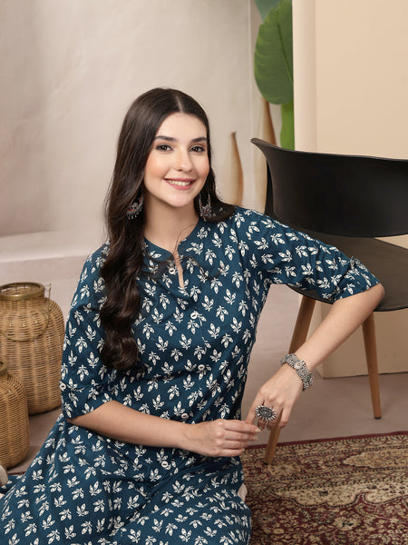 Stylum Women's Teal Ethnic Motifs Printed Rayon A-Line Kurta (TEALTHUNDER)
