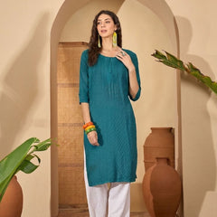 Stylum Women's Teal Solid Rayon Straight Kurta (TEALUDUPI)