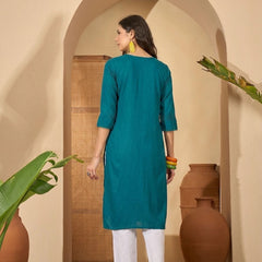 Stylum Women's Teal Solid Rayon Straight Kurta (TEALUDUPI)