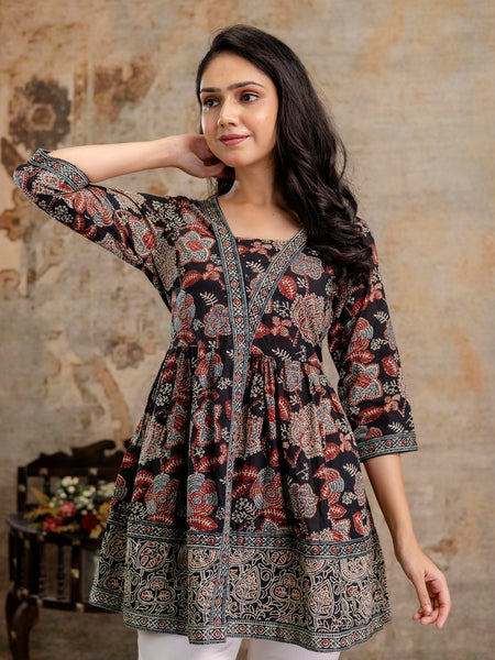 Stylum Women's Black Floral Printed Cotton Peplum Top (TOPBLACKNOVA)