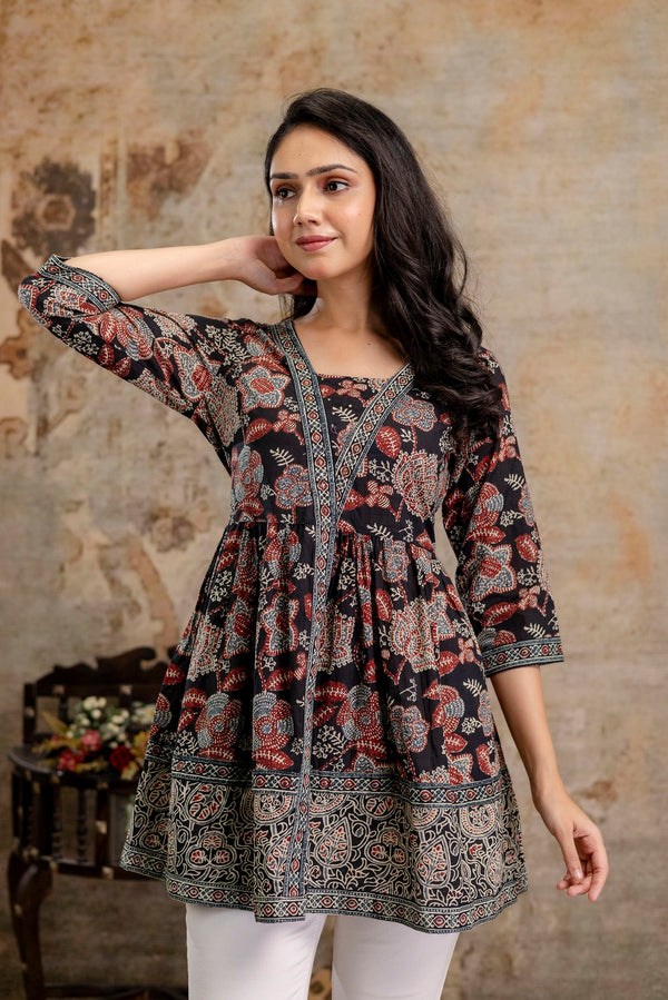 Stylum Women's Black Floral Printed Cotton Peplum Top (TOPBLACKNOVA)