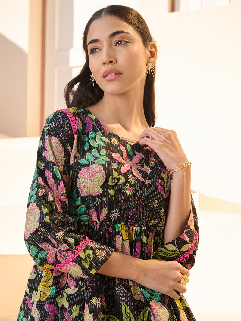 Stylum Women's Black Floral Printed Katha Cotton Empire Top (TOPBLACKRUMI)
