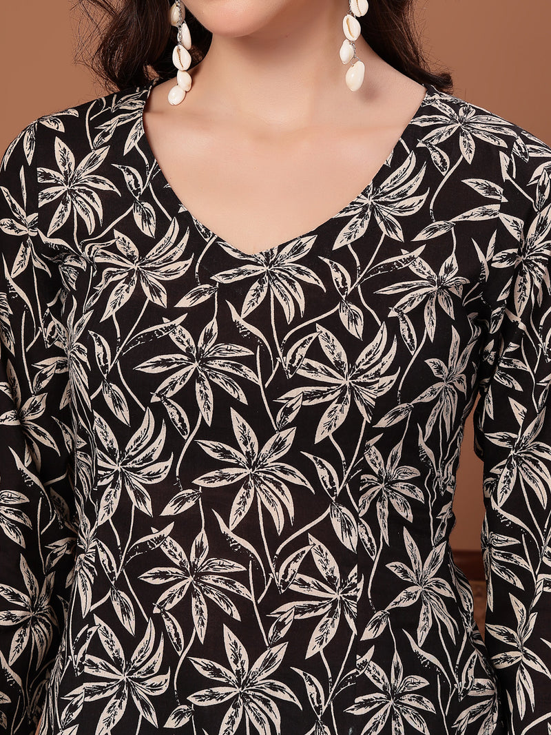 Women's Black Floral Printed Cotton Straight Top (TOPBLACKSCAR)