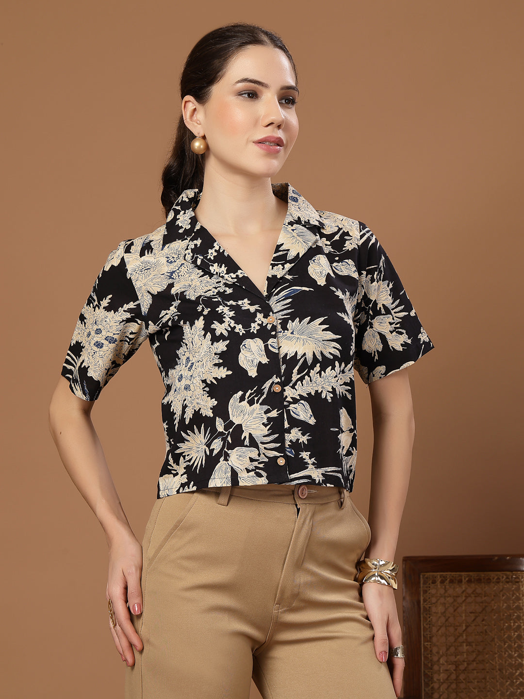 Stylum Women's Black Floral Printed Cotton Crop Top (TOPBLACKZEMINI)