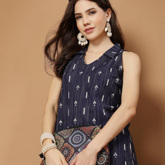 Stylum Women's Navy Blue Geometric Printed Cotton Straight Top (TOPBLUESLAY)