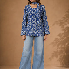 Stylum Women's Blue Paisley Printed Cotton Straight Top (TOPBLUETRUNK)