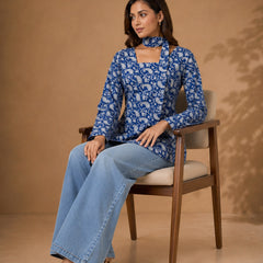 Stylum Women's Blue Paisley Printed Cotton Straight Top (TOPBLUETRUNK)