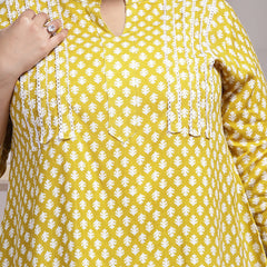 Plus Size Women's Ethnic Motif Printed Rayon Empire Top (TOPCORNKAJOLPLUS)