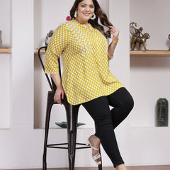 Plus Size Women's Ethnic Motif Printed Rayon Empire Top (TOPCORNKAJOLPLUS)