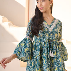 Stylum Women's Green Paisley Printed Cotton Empire Top (TOPGREENAPRIL)