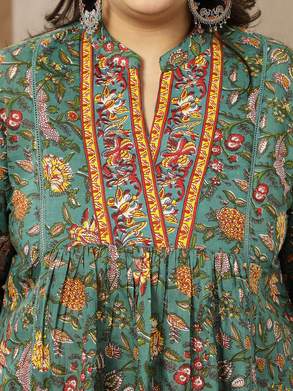 Stylum Women's Plus Size Green Floral Printed Cotton Empire Top (TOPGREENRAAGIPLUS)