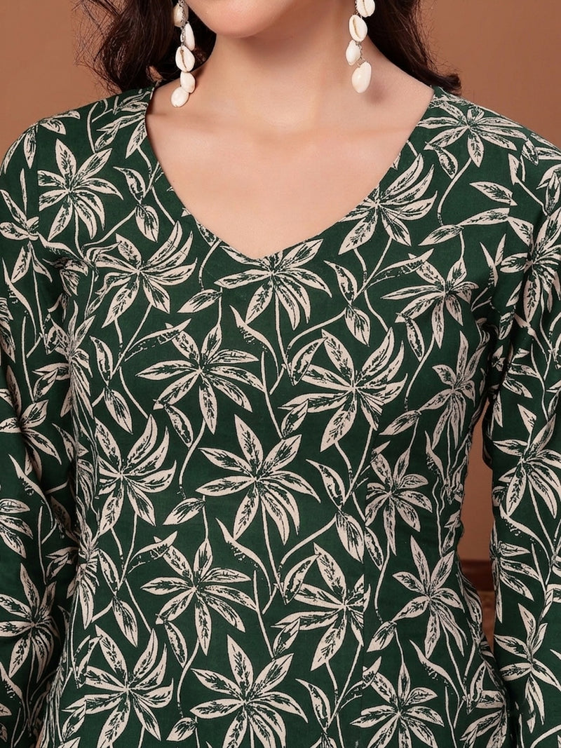 Stylum Women's Green Floral Printed Cotton Straight Top (TOPGREENSCAR)