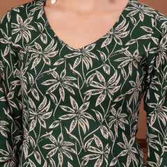 Stylum Women's Green Floral Printed Cotton Straight Top (TOPGREENSCAR)