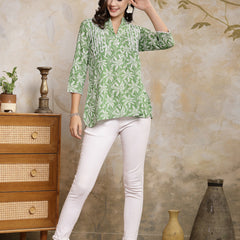 Stylum Women's Tropical Printed Cotton Empire Top (TOPGREENZILL)