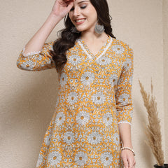 Stylum Women's Floral Printed Cotton Empire Top (TOPMARS)