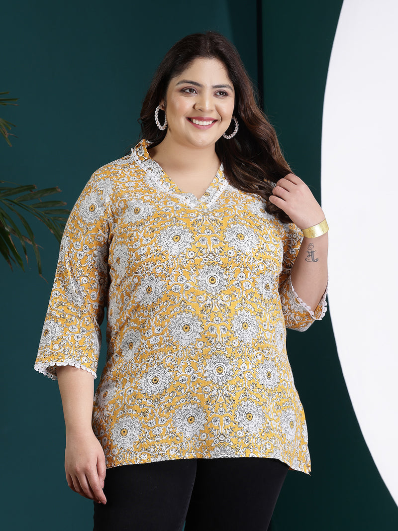 Plus Size Women's Floral Printed Cotton Empire Top (TOPMARSPLUS)