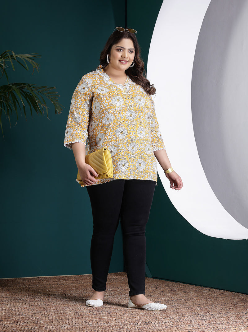 Plus Size Women's Floral Printed Cotton Empire Top (TOPMARSPLUS)