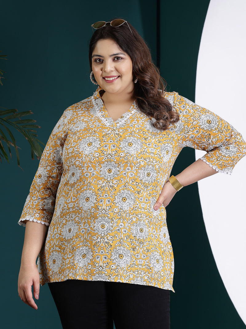 Plus Size Women's Floral Printed Cotton Empire Top (TOPMARSPLUS)