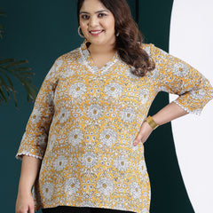 Plus Size Women's Floral Printed Cotton Empire Top (TOPMARSPLUS)