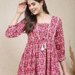 Stylum Women's Floral Printed Rayon Peplum Top (TOPMUMTAZ)