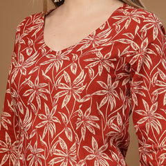 Stylum Women's Rust Floral Printed Cotton Straight Top (TOPRUSTSCAR)