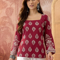 Stylum Women's Wine Block Printed Rayon Straight Top (TOPWINEMASKA)