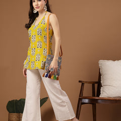 Stylum Women's Yellow Ethnic Printed Cotton Straight Top (TOPYELLOWBUZZ)