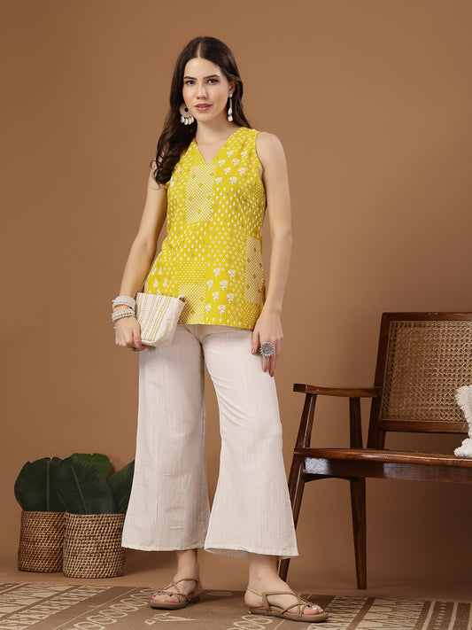 Stylum Women's Yellow Geometric Printed Rayon Straight Top (TOPYELLOWMOMO)