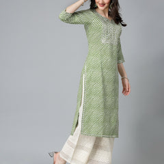 Stylum Women's Leheriya Printed & Embroidered Rayon Straight Kurta (TOYOTOGREEN)