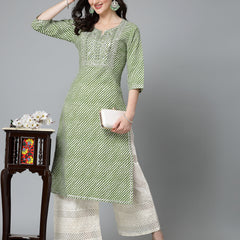 Stylum Women's Leheriya Printed & Embroidered Rayon Straight Kurta (TOYOTOGREEN)