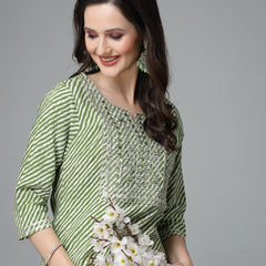 Stylum Women's Leheriya Printed & Embroidered Rayon Straight Kurta (TOYOTOGREEN)