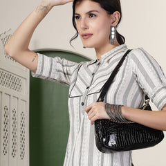 Stylum Women's White Self Designed Cotton Blend Straight Kurta (VINNI)