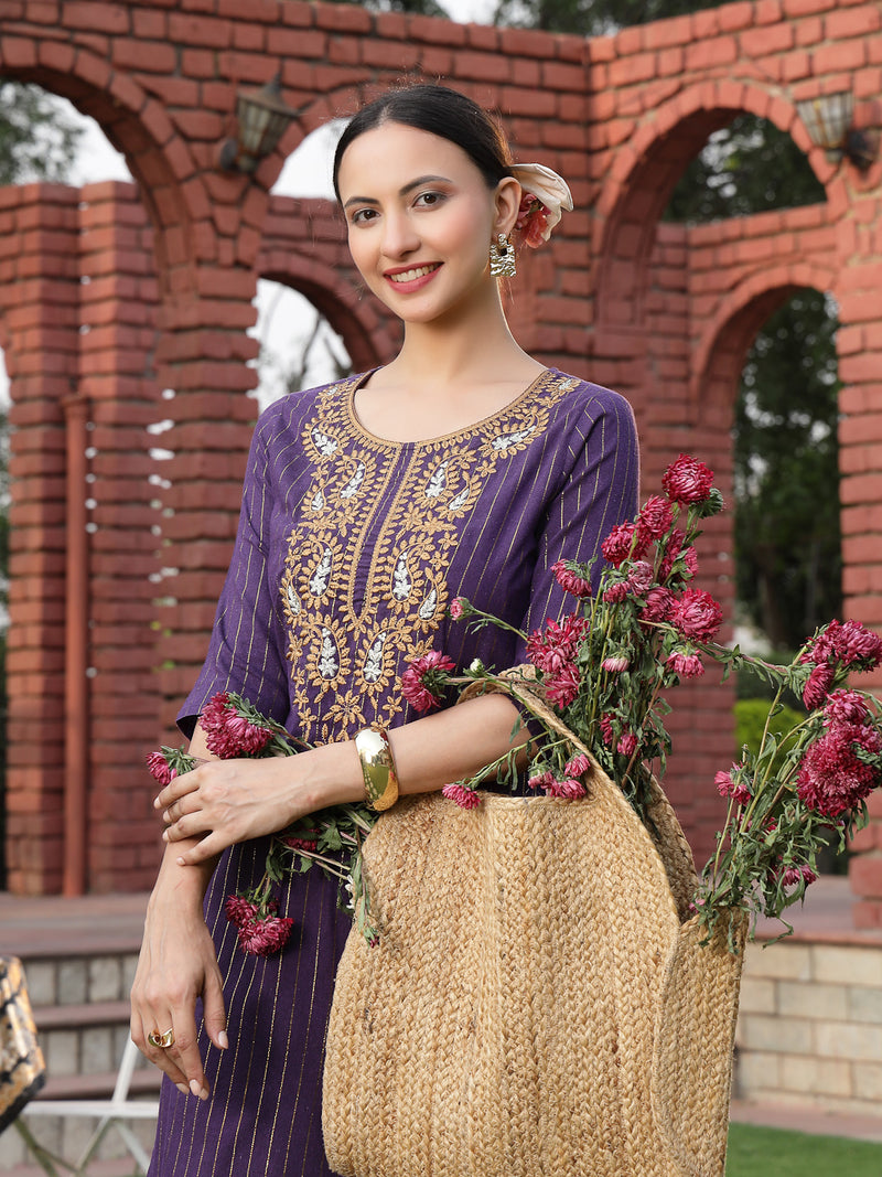 Stylum Women's Wine Solid & Embroidered Rayon Straight Chicken Kurta (WINEBLAST)