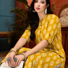 Stylum Women's Yellow Ethnic Printed Rayon A-Line Kurta (YELLOWREET)